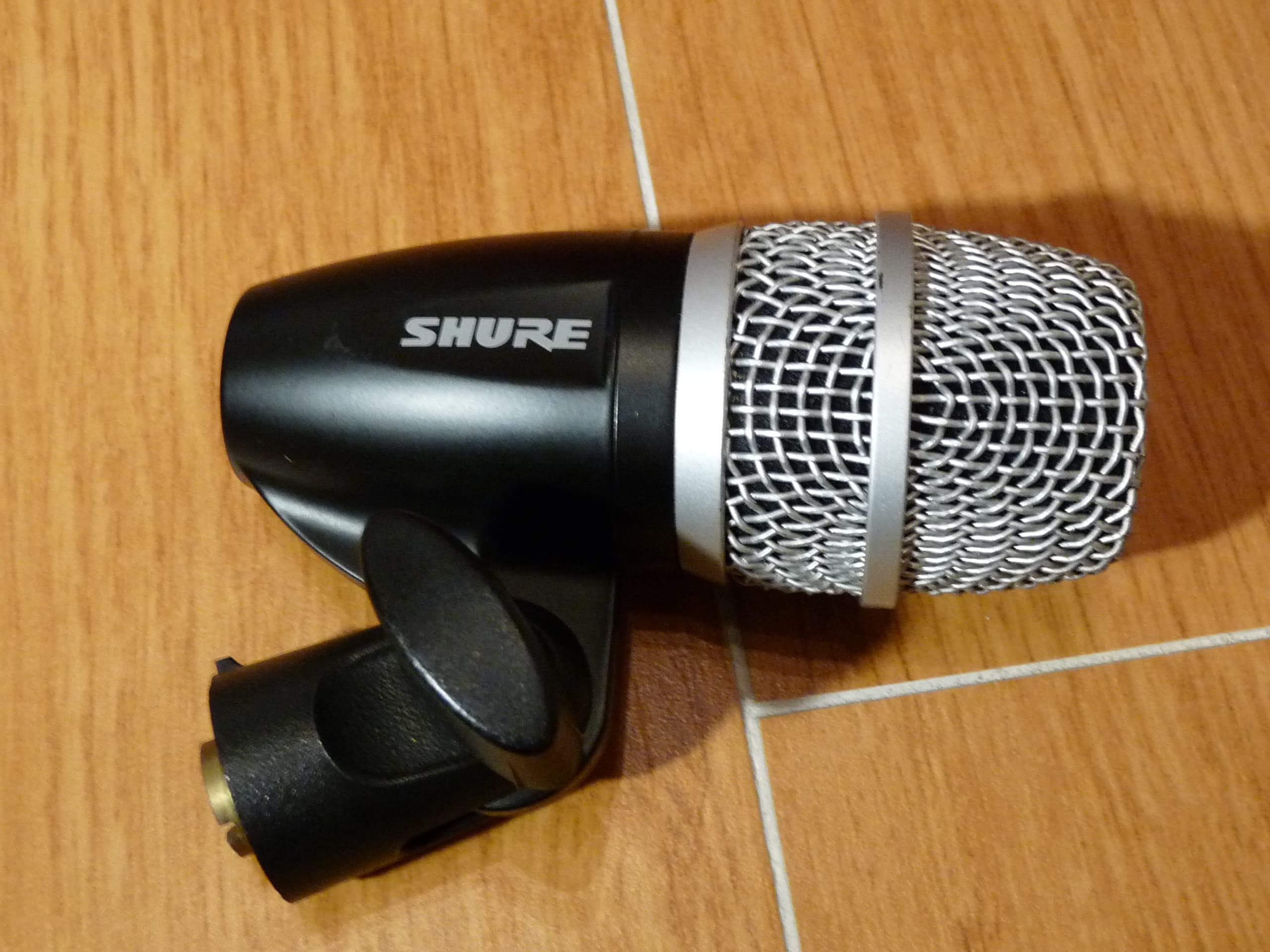 Shure PG56